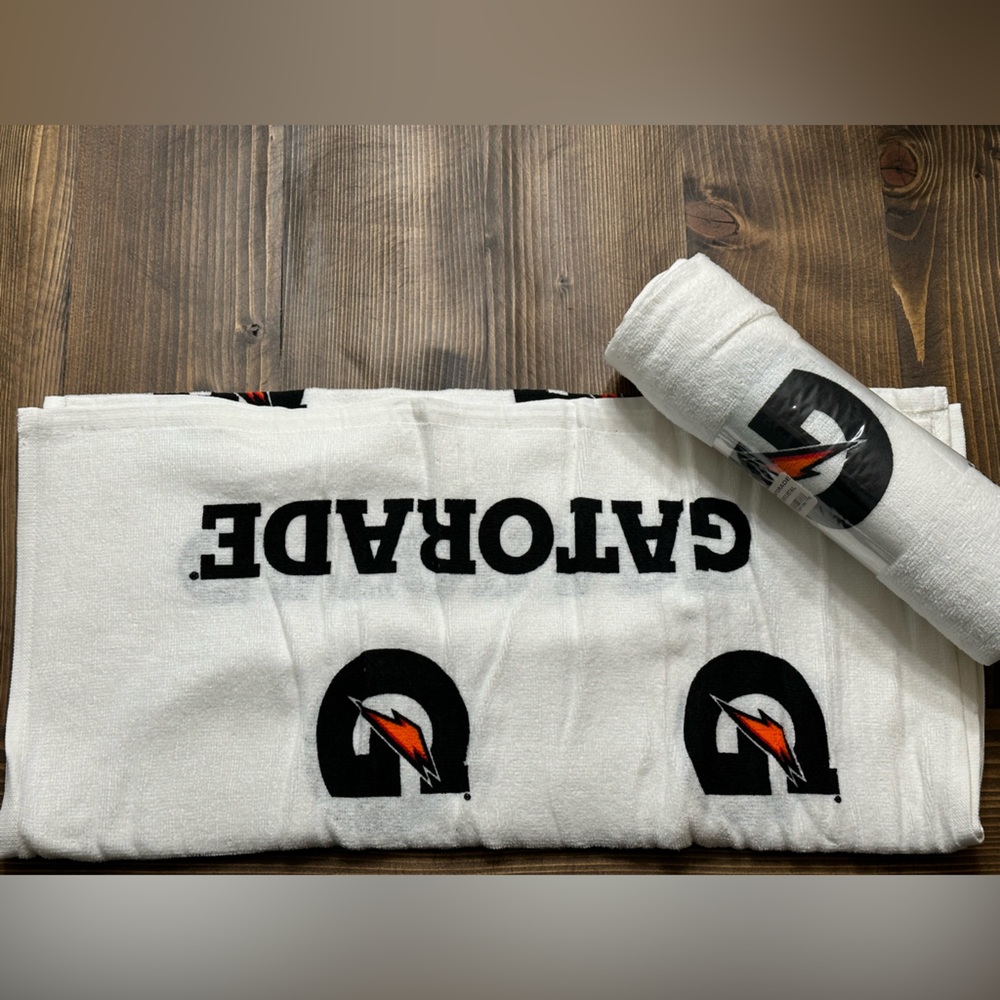 Gatorade Towels (2) 24x42